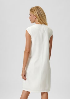 Kleid in modischer A-Linie thumbnail 4