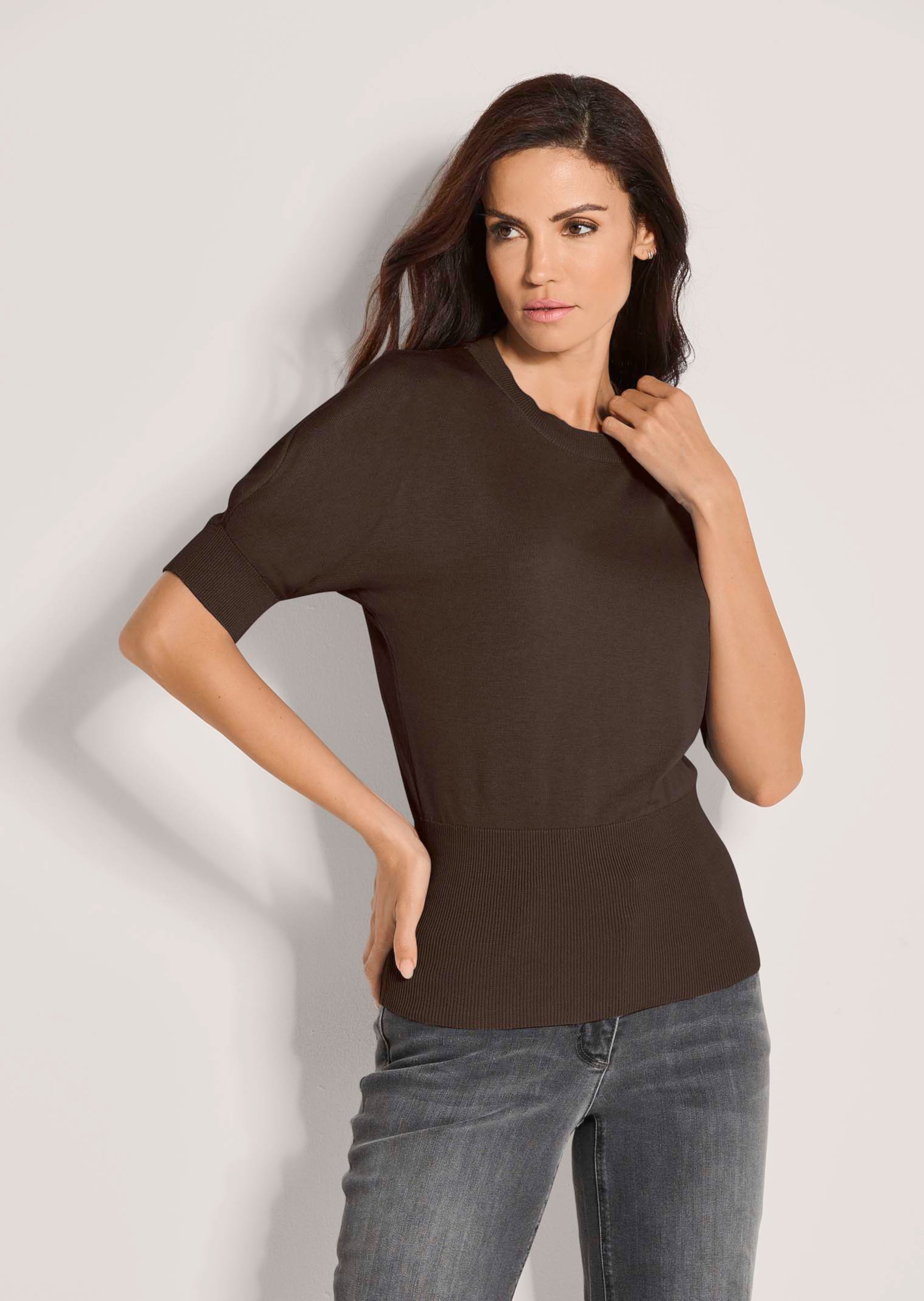 Leichter Feinstrickpullover aus Baumwolle