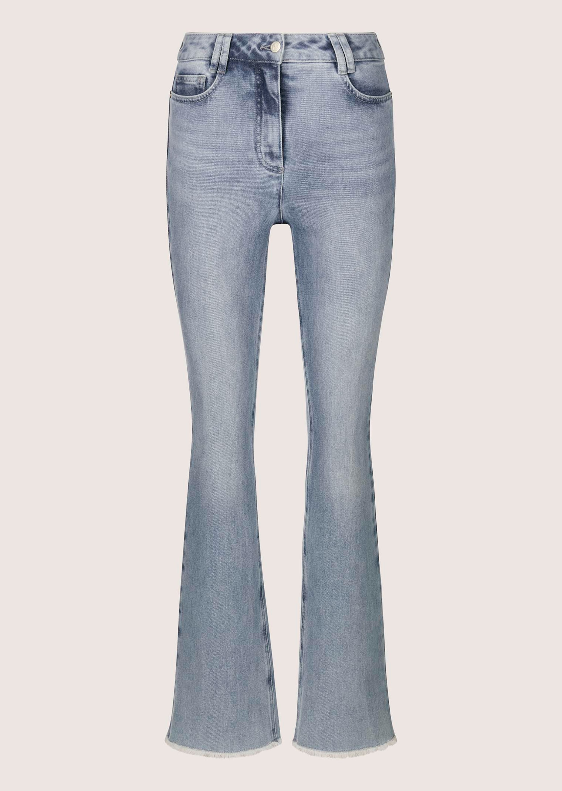 Flared jeans