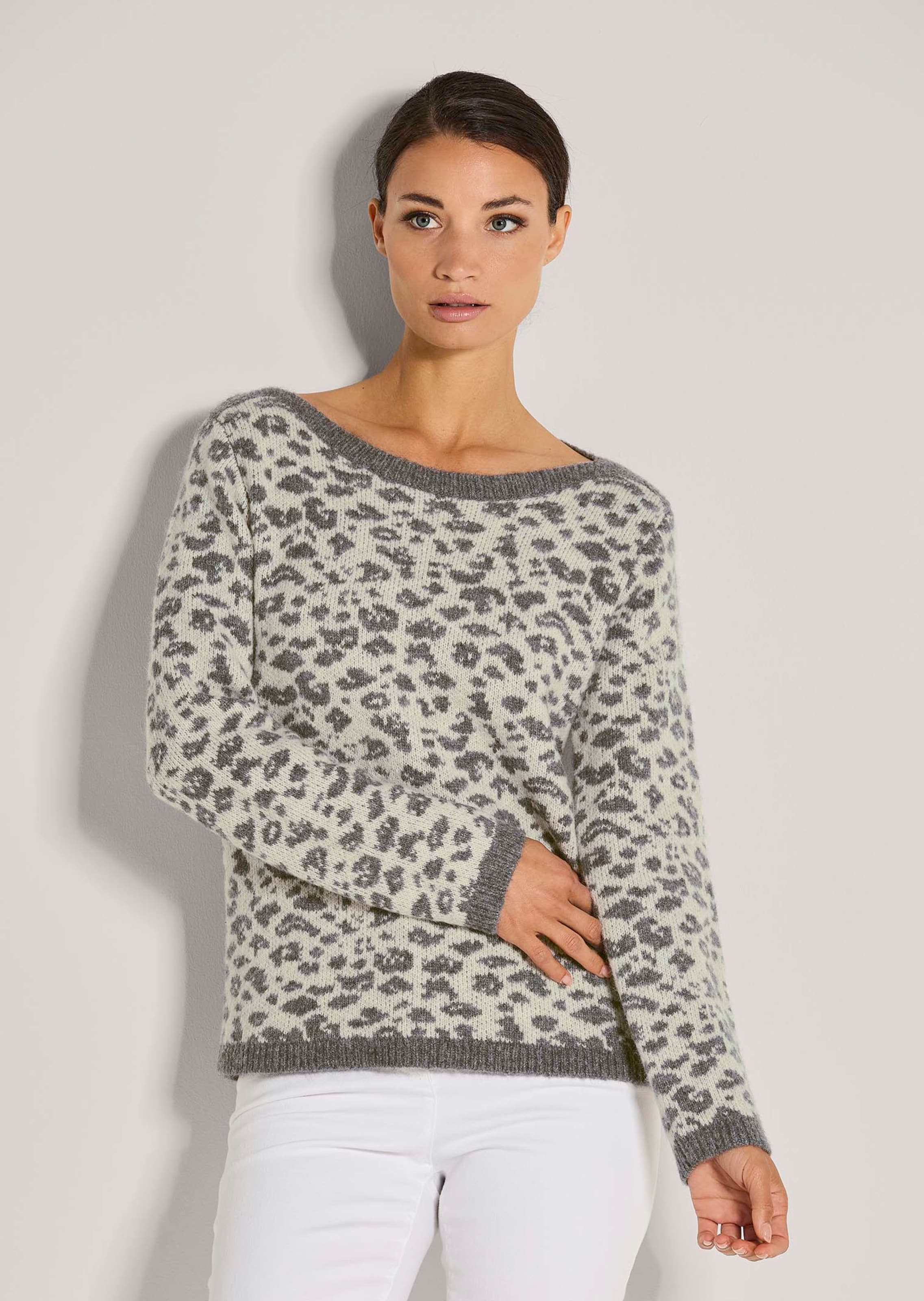 Pull en maille à motif léopard