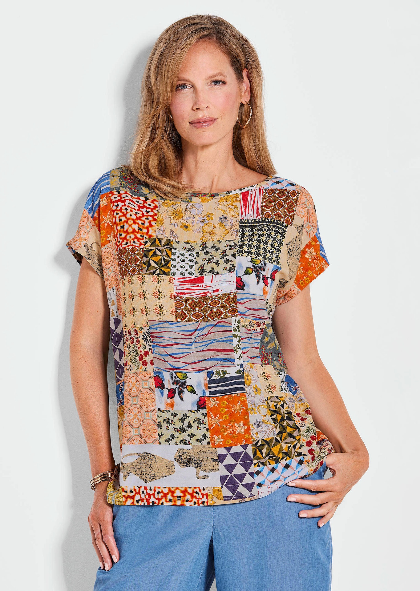 Druckbluse im Patch-Print