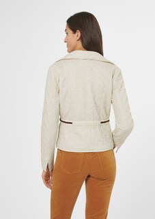 Warm padded short jacket with structure thumbnail 4