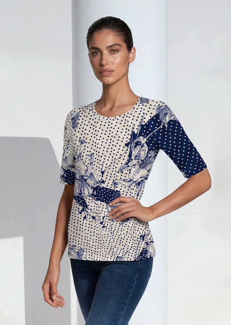 Shirt mit Punkten und Blütenmotiven