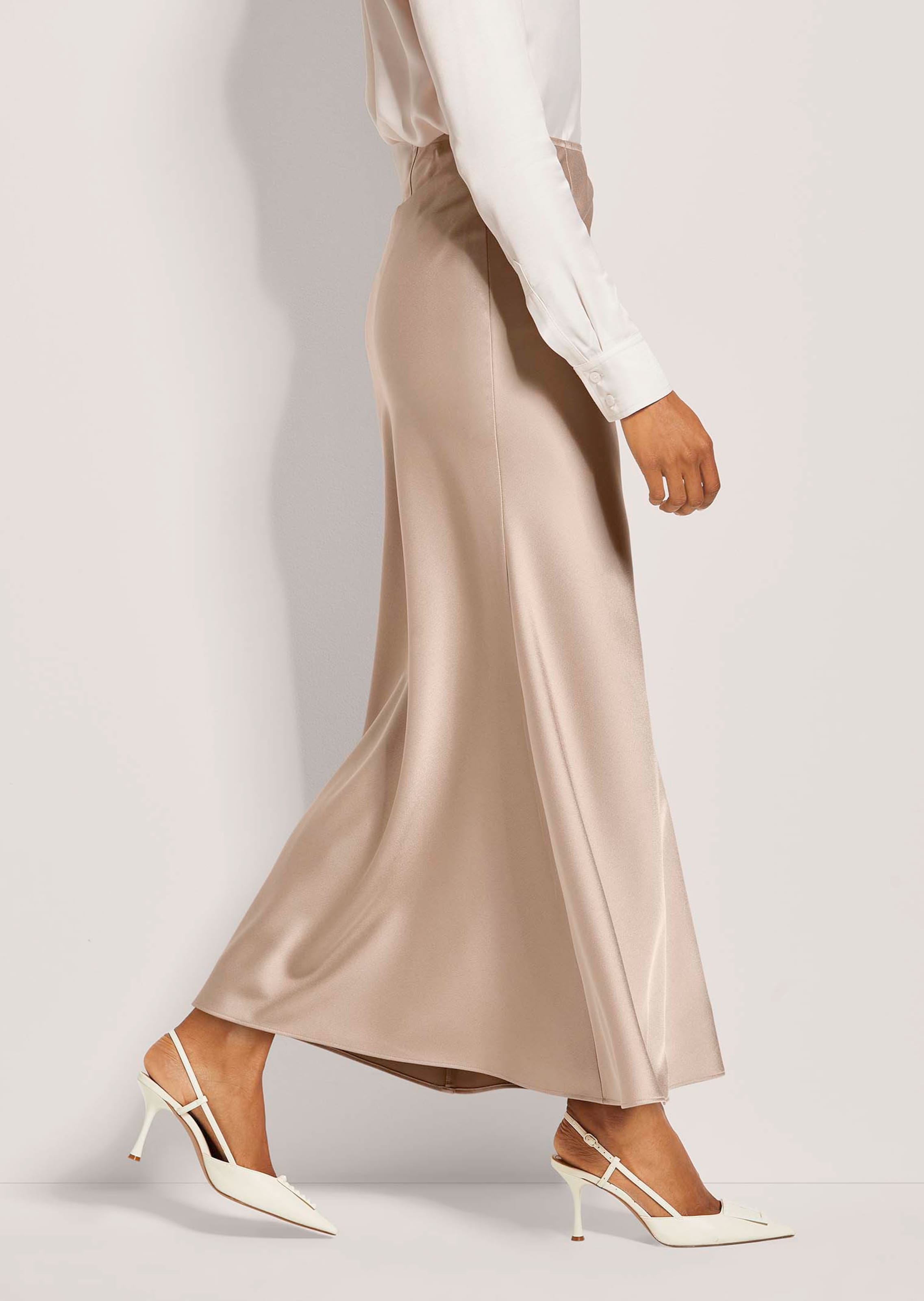 thehighlights satin スカート long beige satin 'skirt' long few