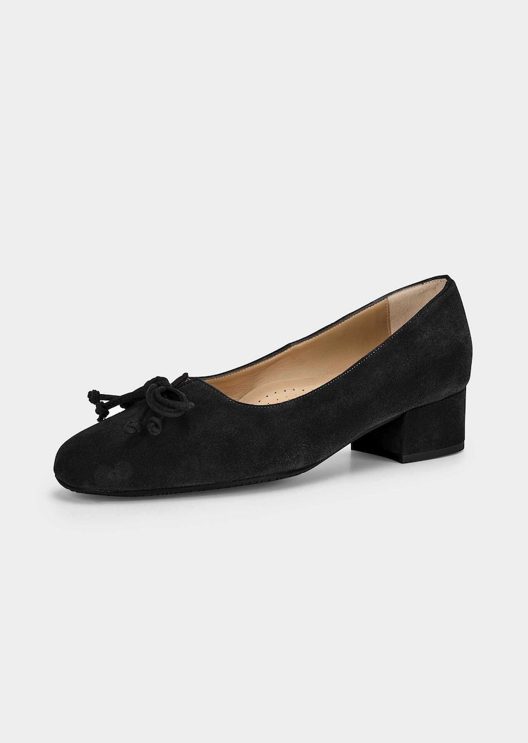 Leder-Pumps mit Schleife