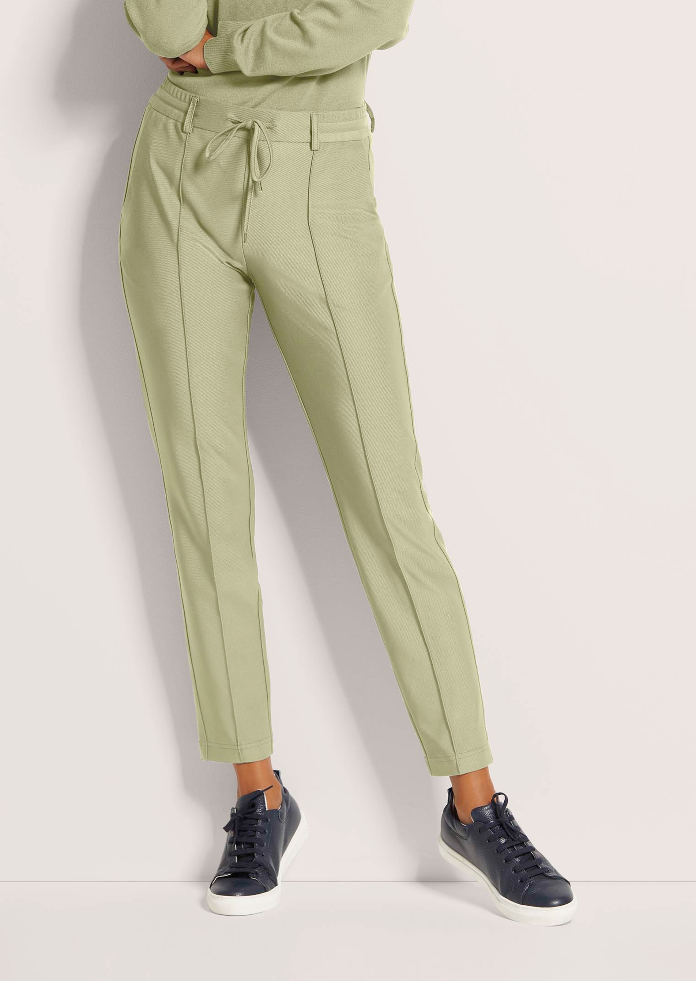 Stretch-Hose mit Tunnelzug