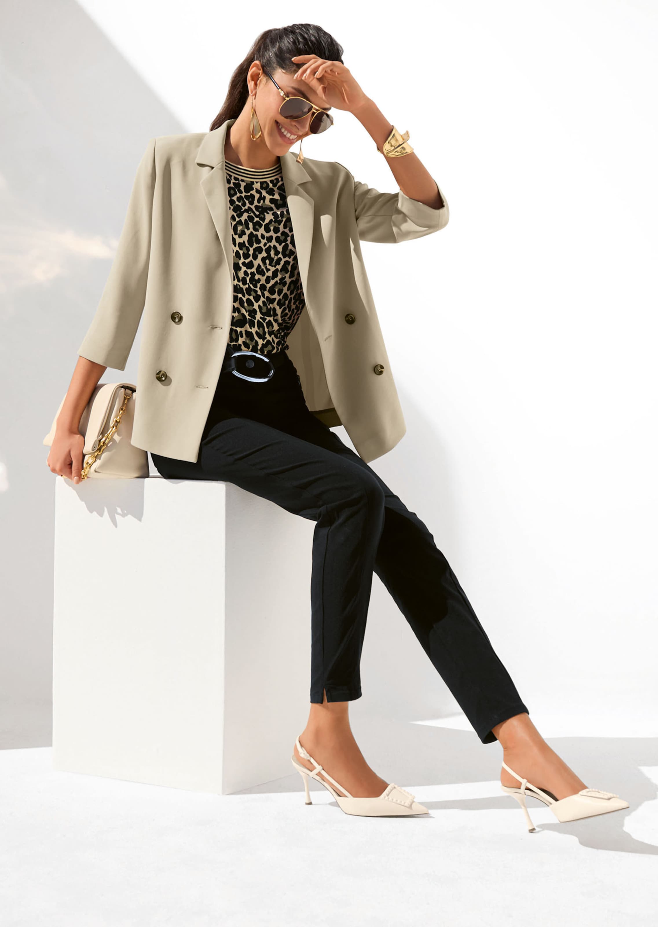 Zweireihiger Blazer mit 3/4-Ärmeln