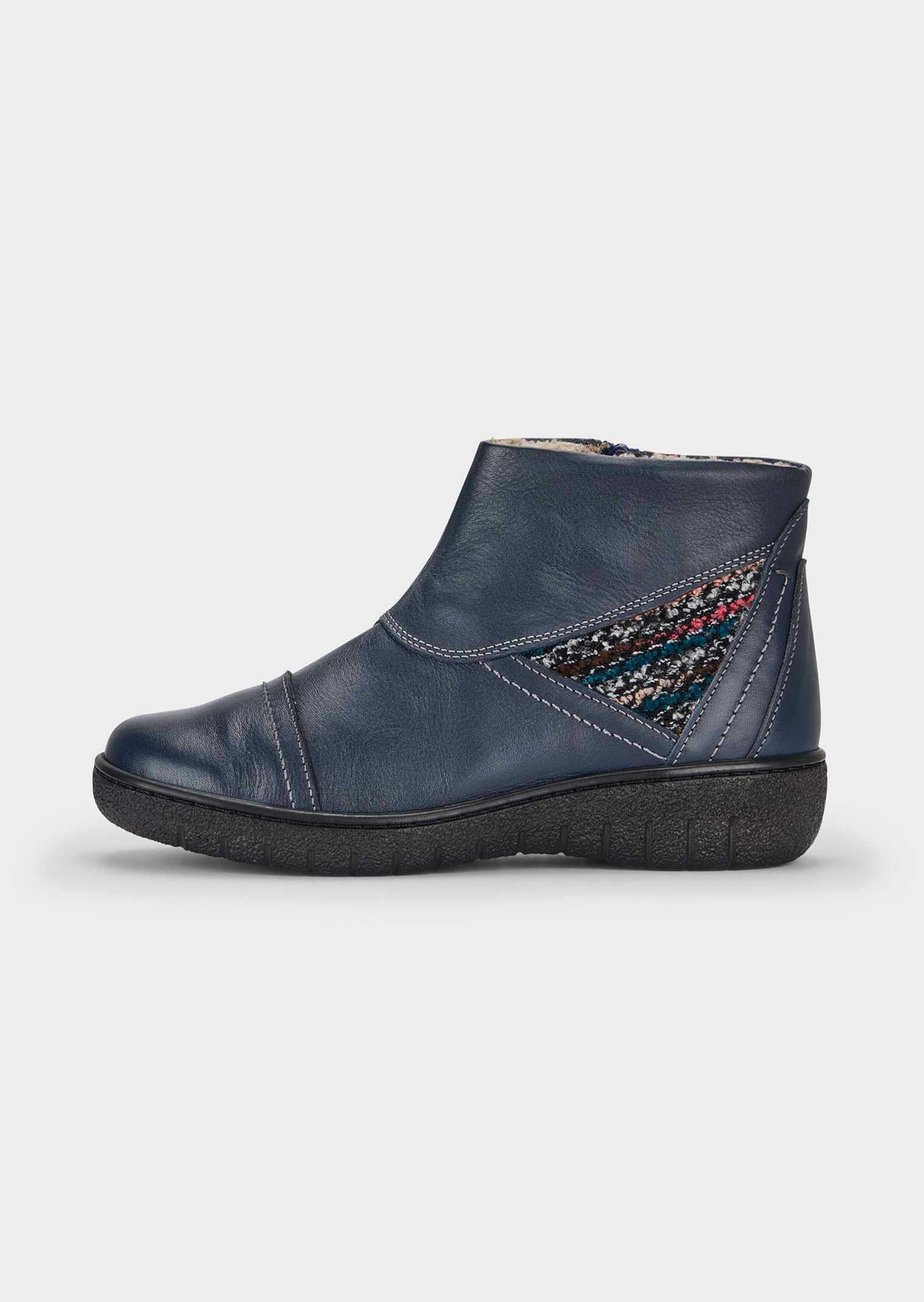 Stiefeletten mit modischem Bouclé-Einsatz