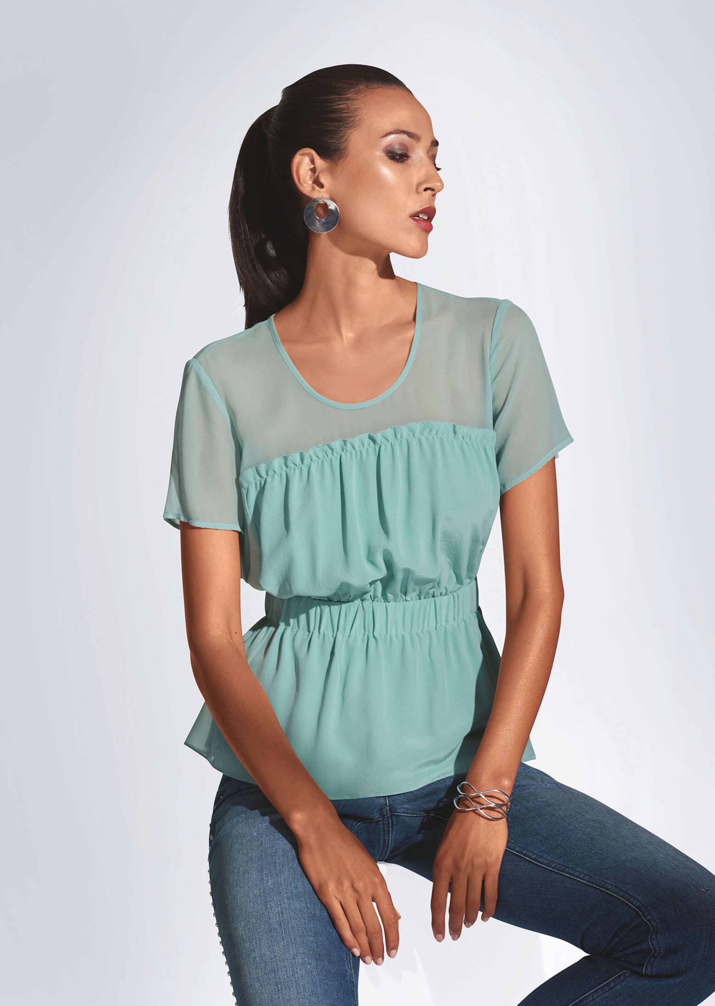 Halbarm-Bluse aus Seide