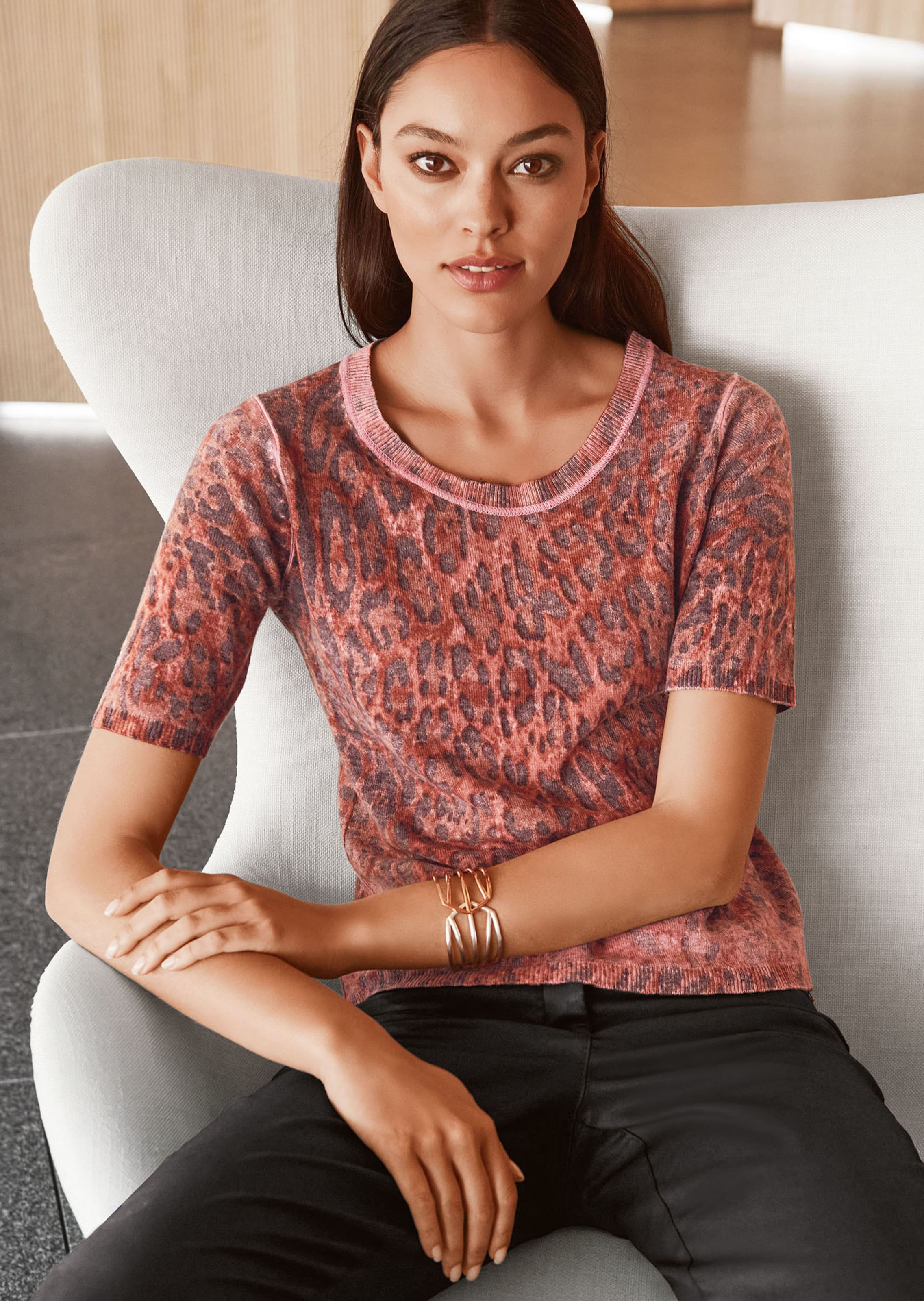 Pull à motif léopard