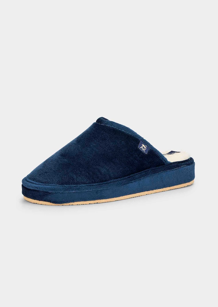 Pantoffels met pluizige scheerwollen voering