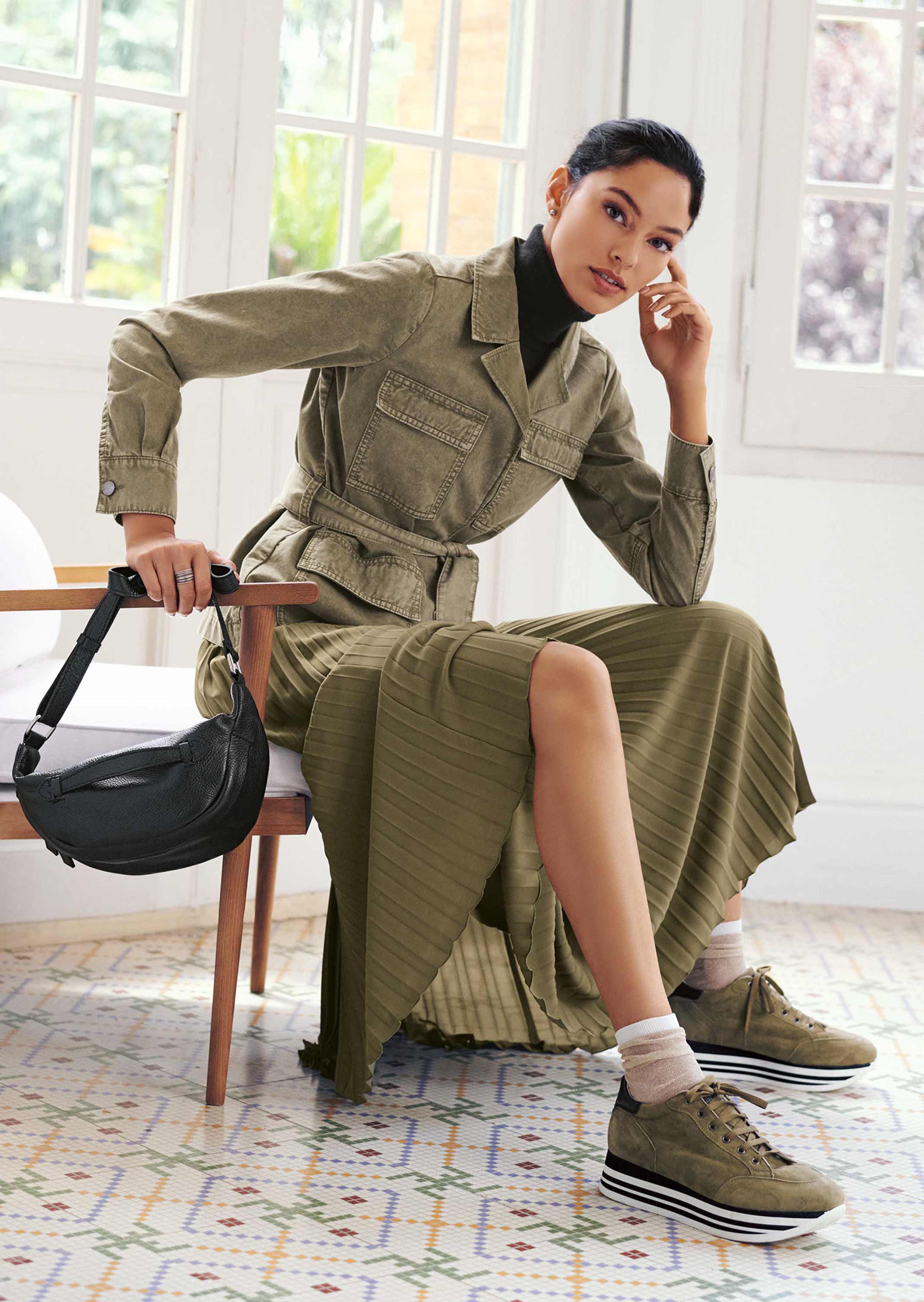 Sneakers avec plateau en luxueux mix de cuir