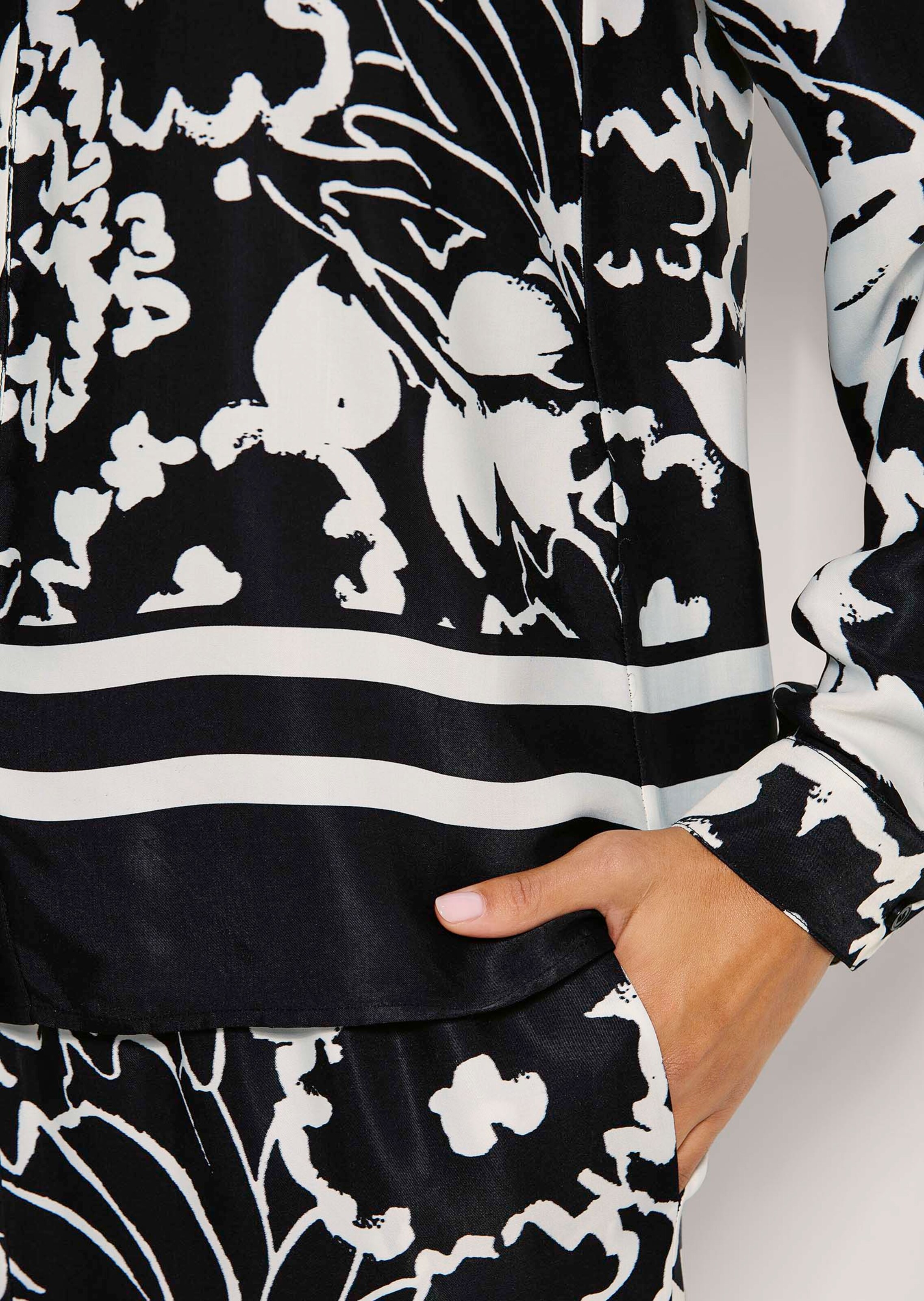Blouse thumbnail 6