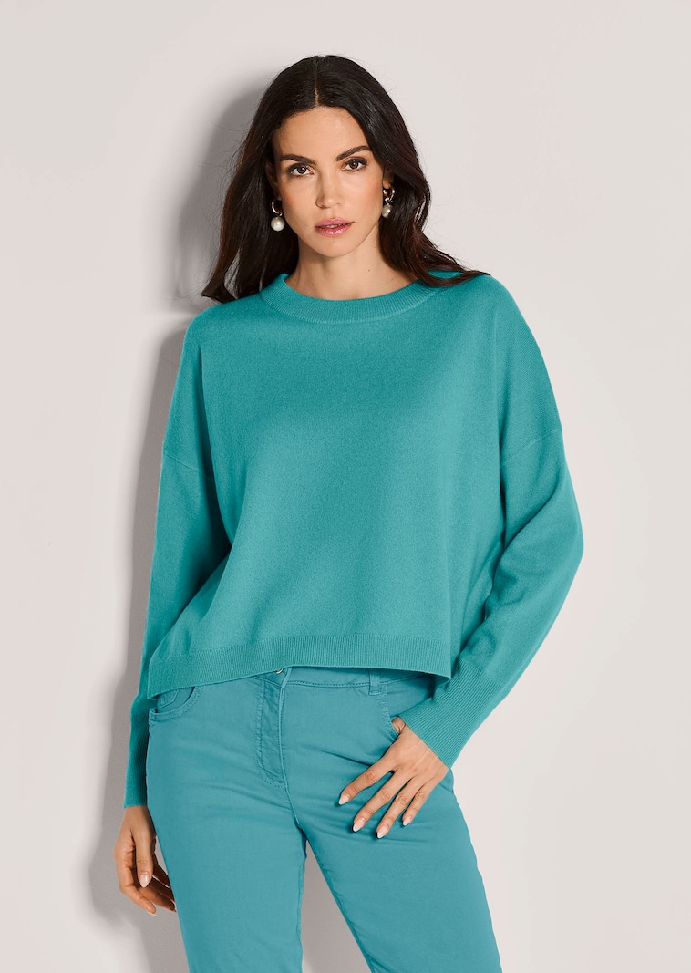 Cropped oversized jumper with cashmere