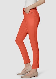 Jeans mit feinem Fransensaum thumbnail 5
