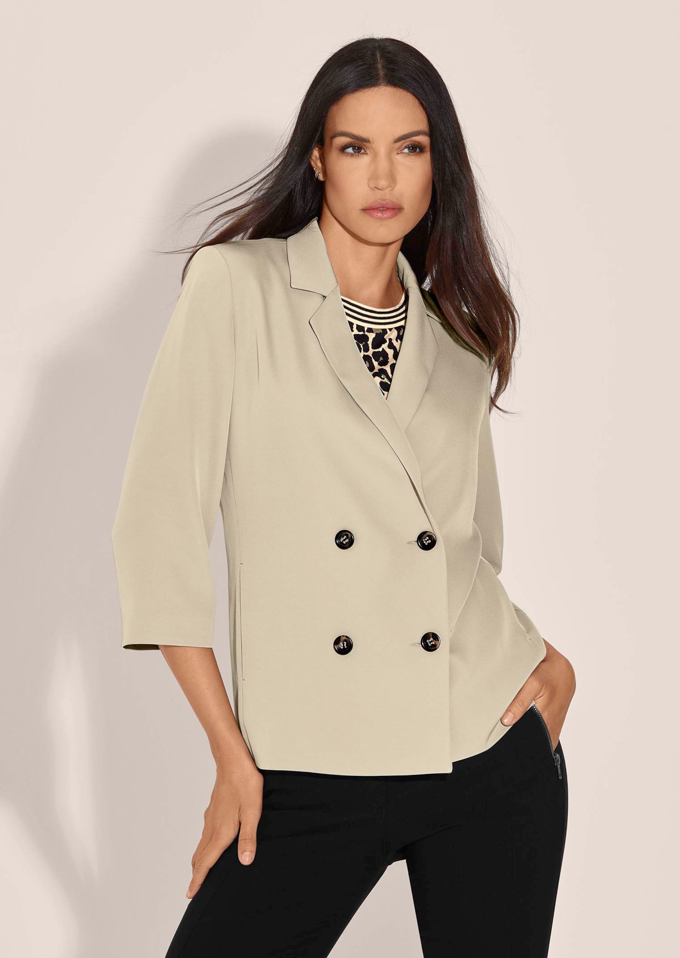 Zweireihiger Blazer mit 3/4-Ärmeln