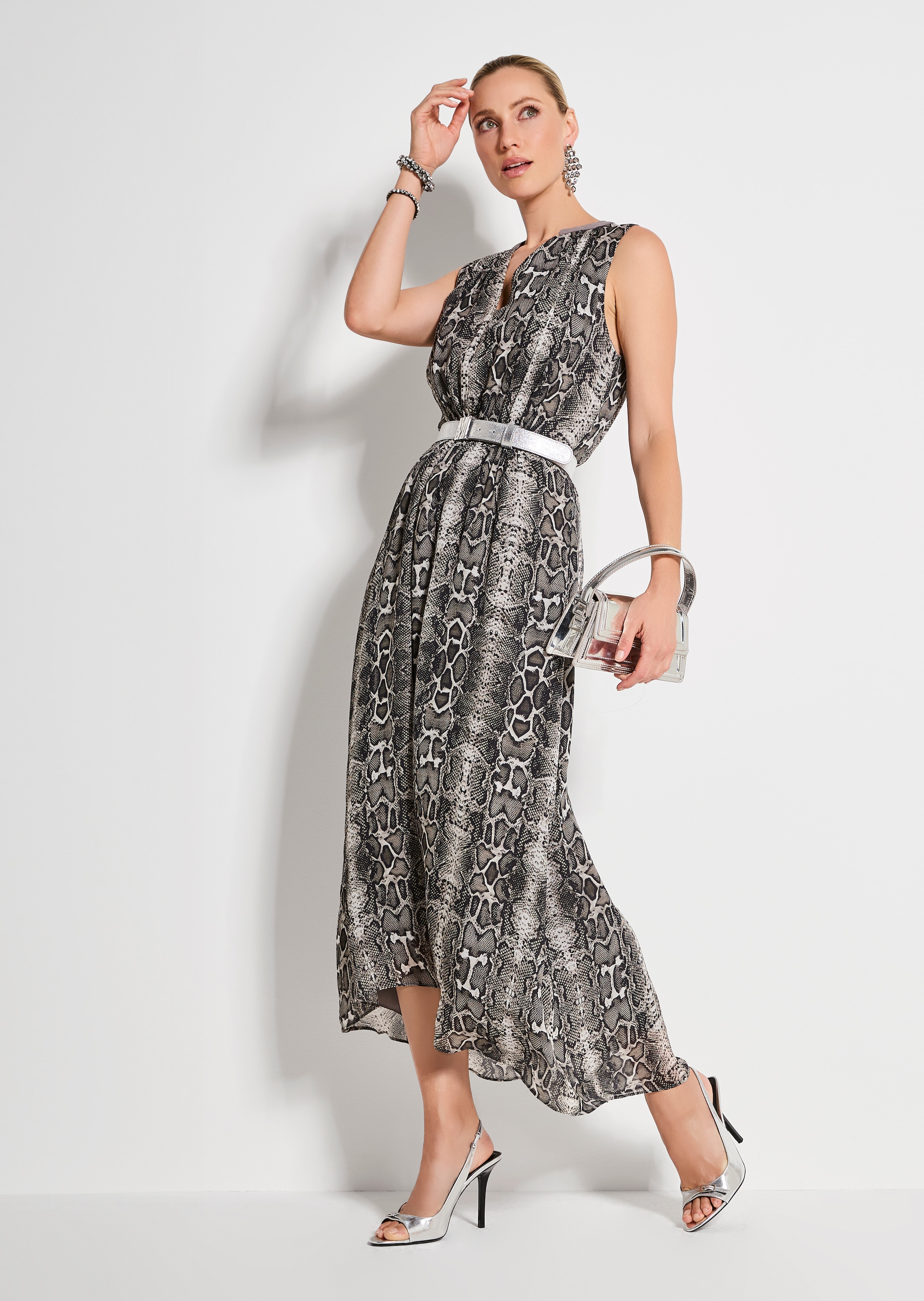 Ärmelloses Chiffonkleid mit Snake-Print