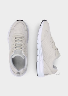 Sneaker thumbnail 2