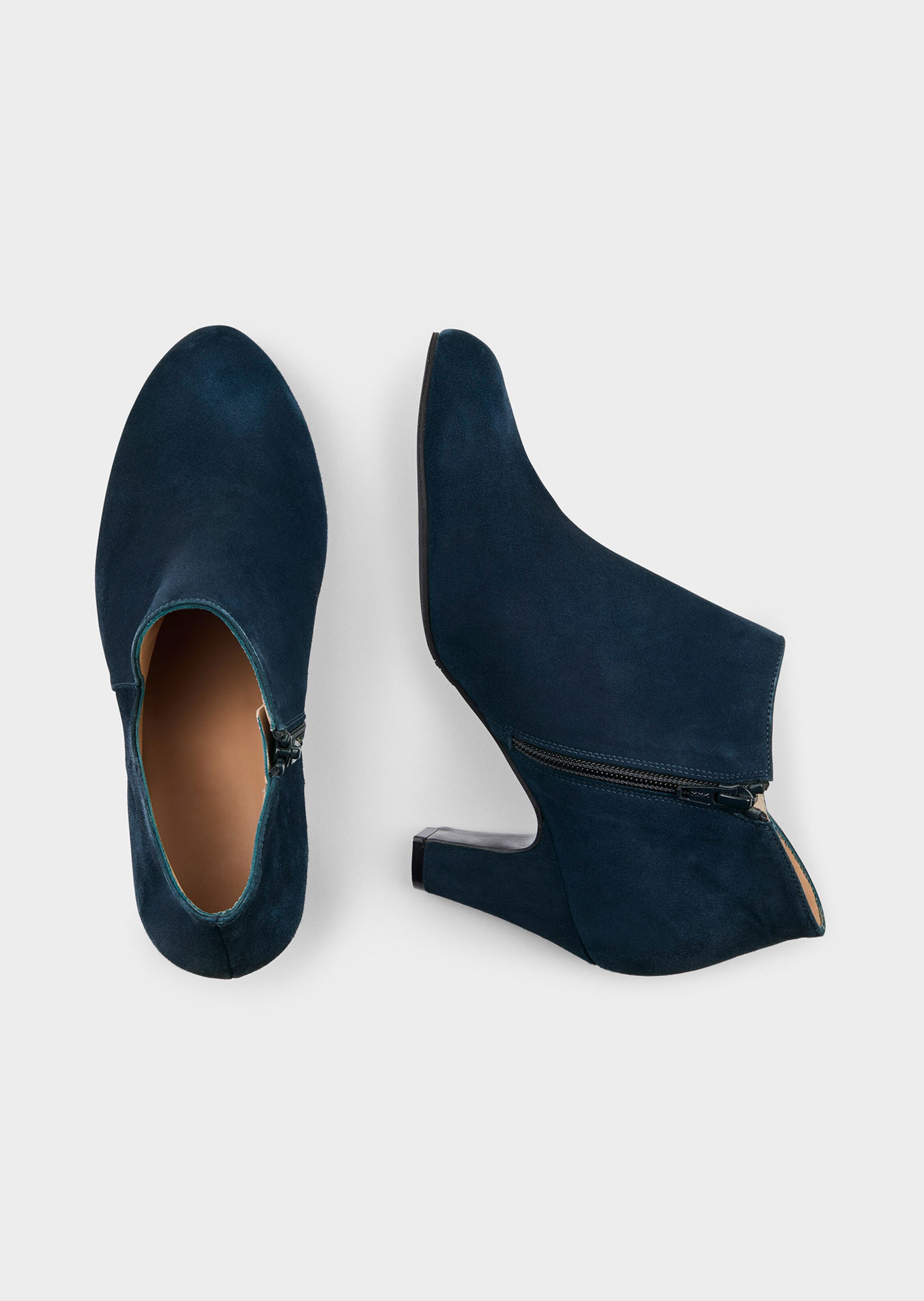 Feminine Stiefeletten mit Absatz thumbnail 2