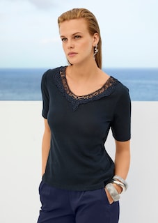 Short-sleeve linen top with lace thumbnail 1