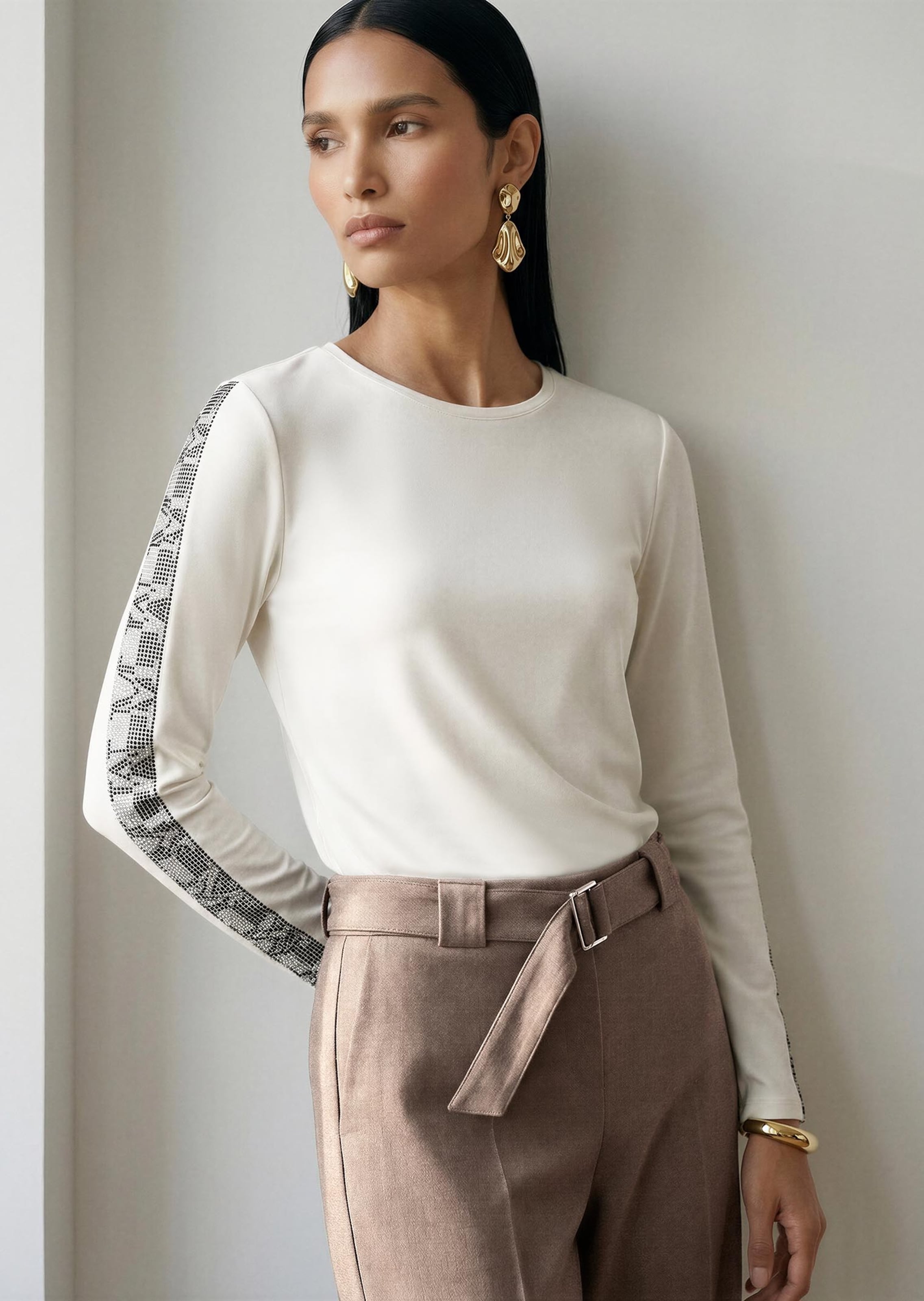 Langarmshirt mit seitlichem Strassband