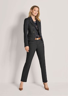 Blazer à rayures en modèle raccourci thumbnail 3