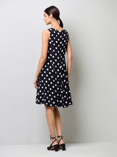 Robe thumbnail 4