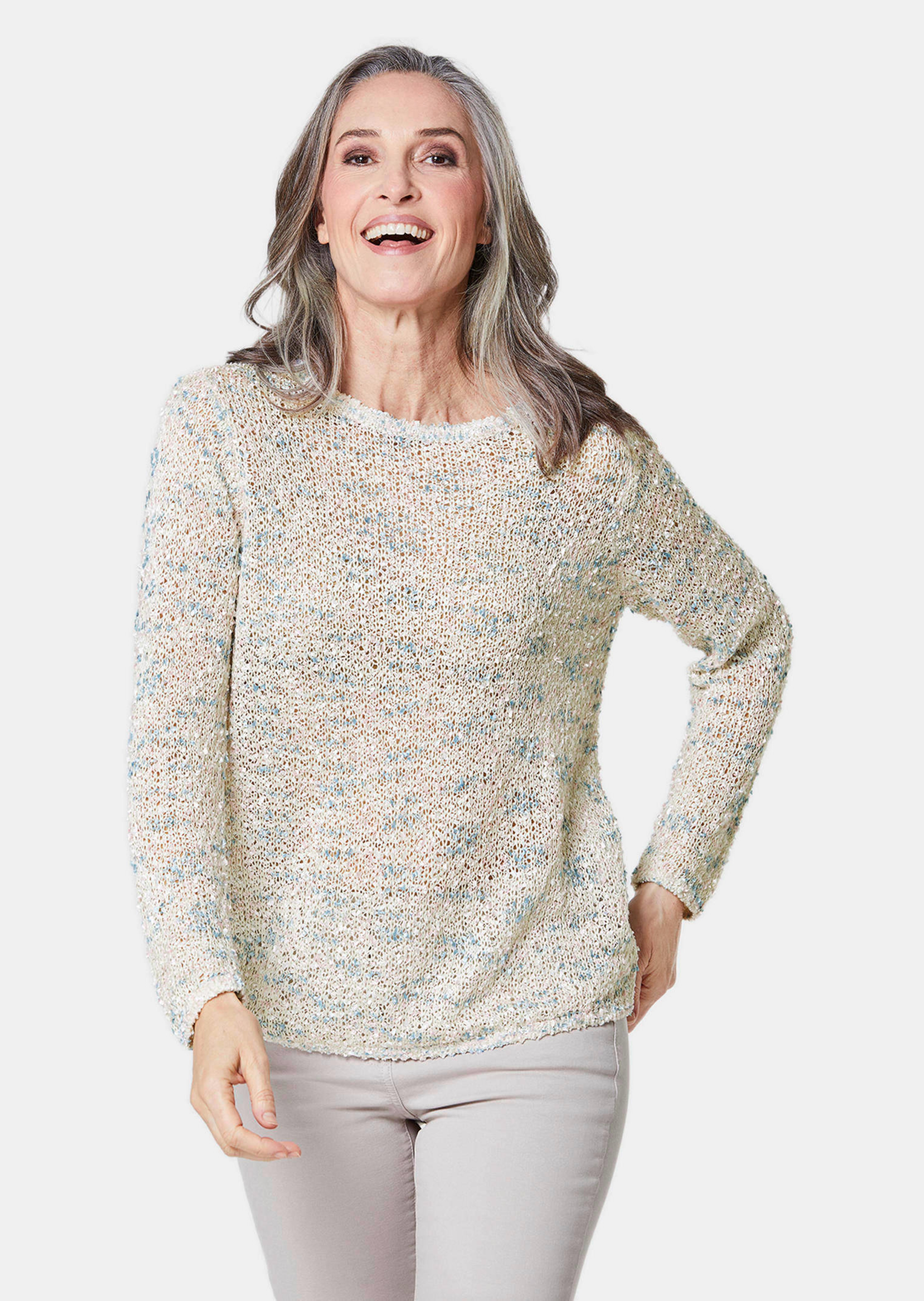 Effektvoller locker gestrickter Bändchengarnpullover
