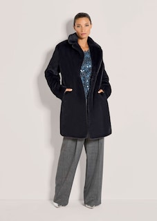 Oversized faux fur coat thumbnail 3