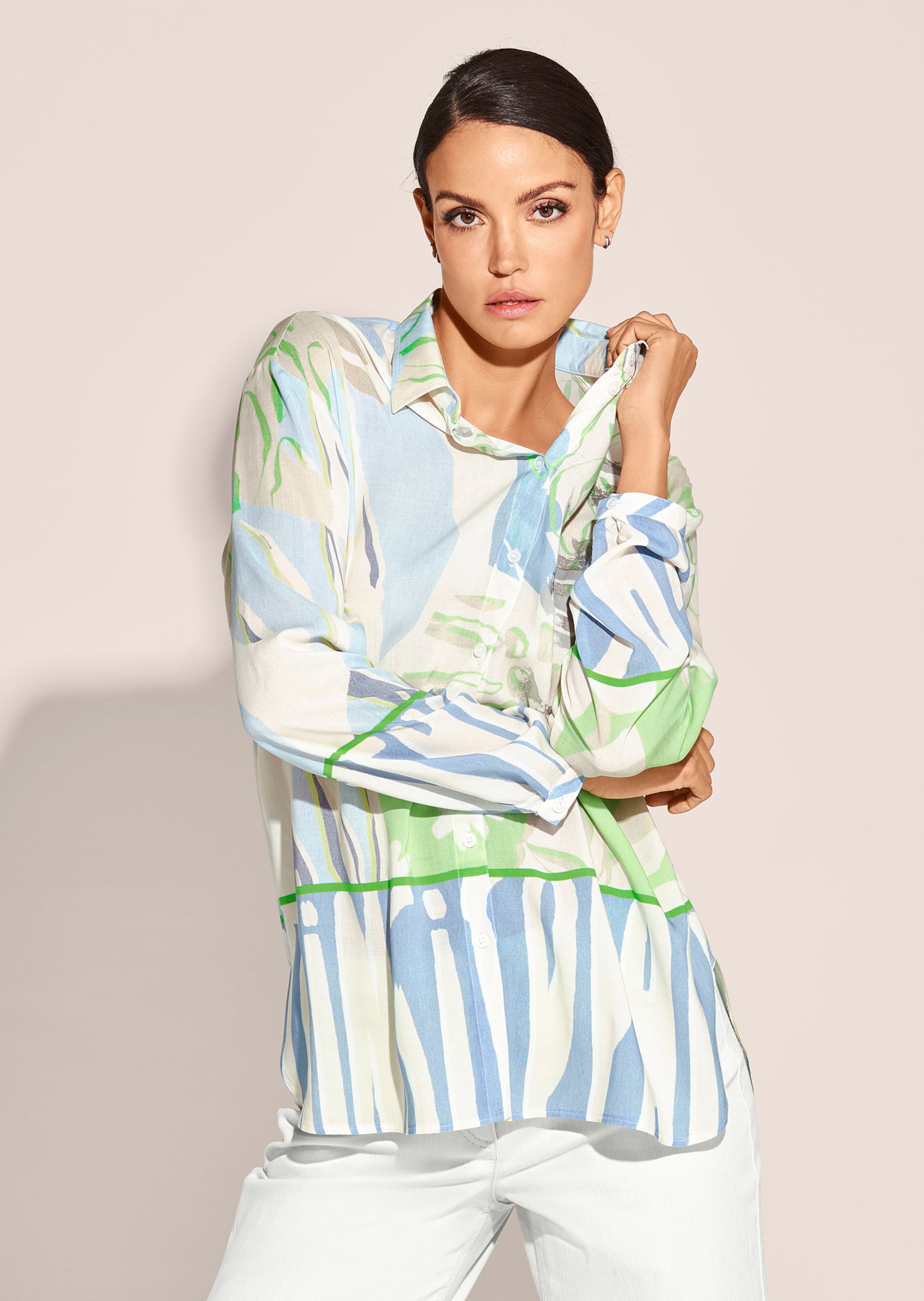 Blouse with unique print