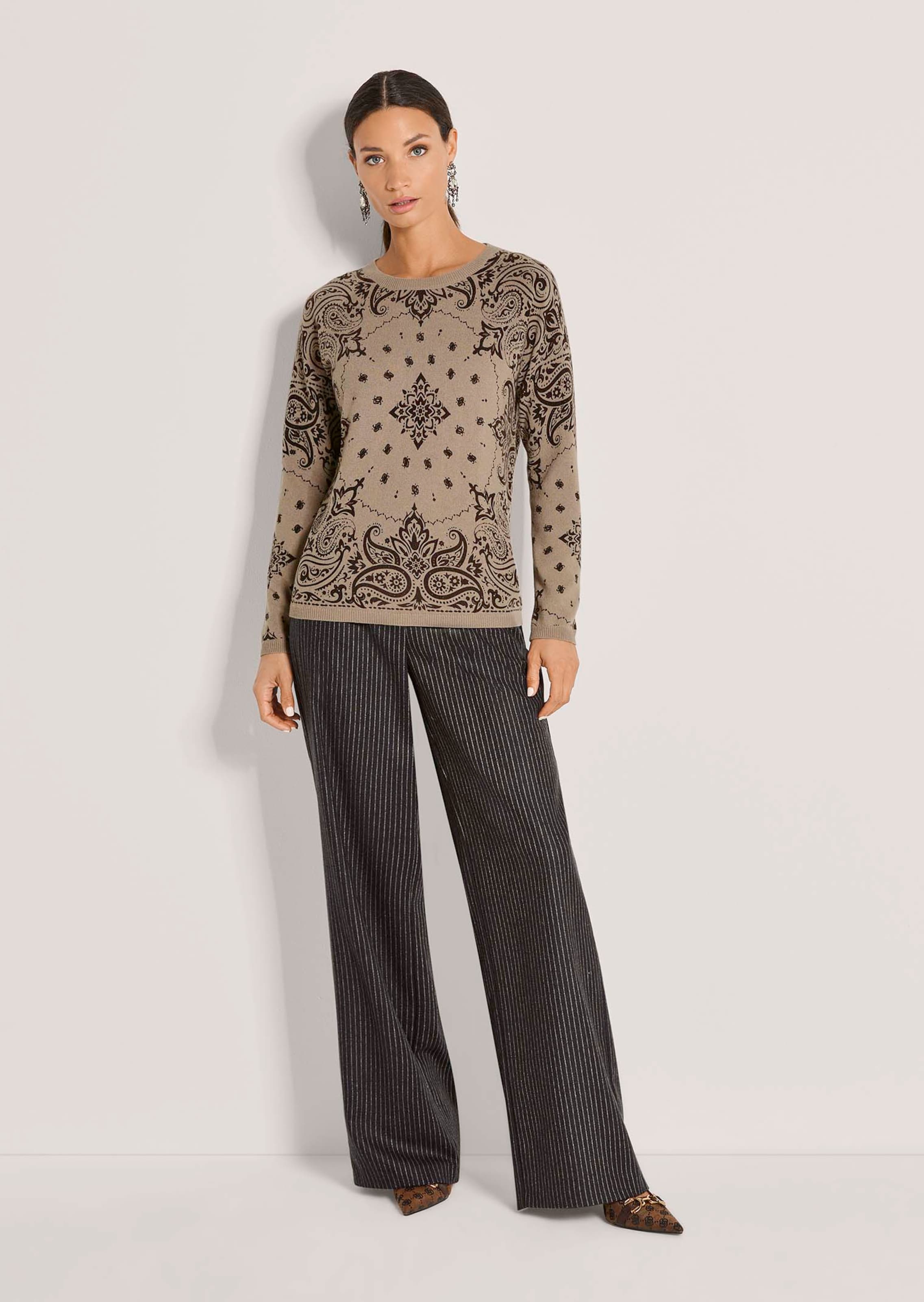 Pull en cachemire avec motif paisley thumbnail 3