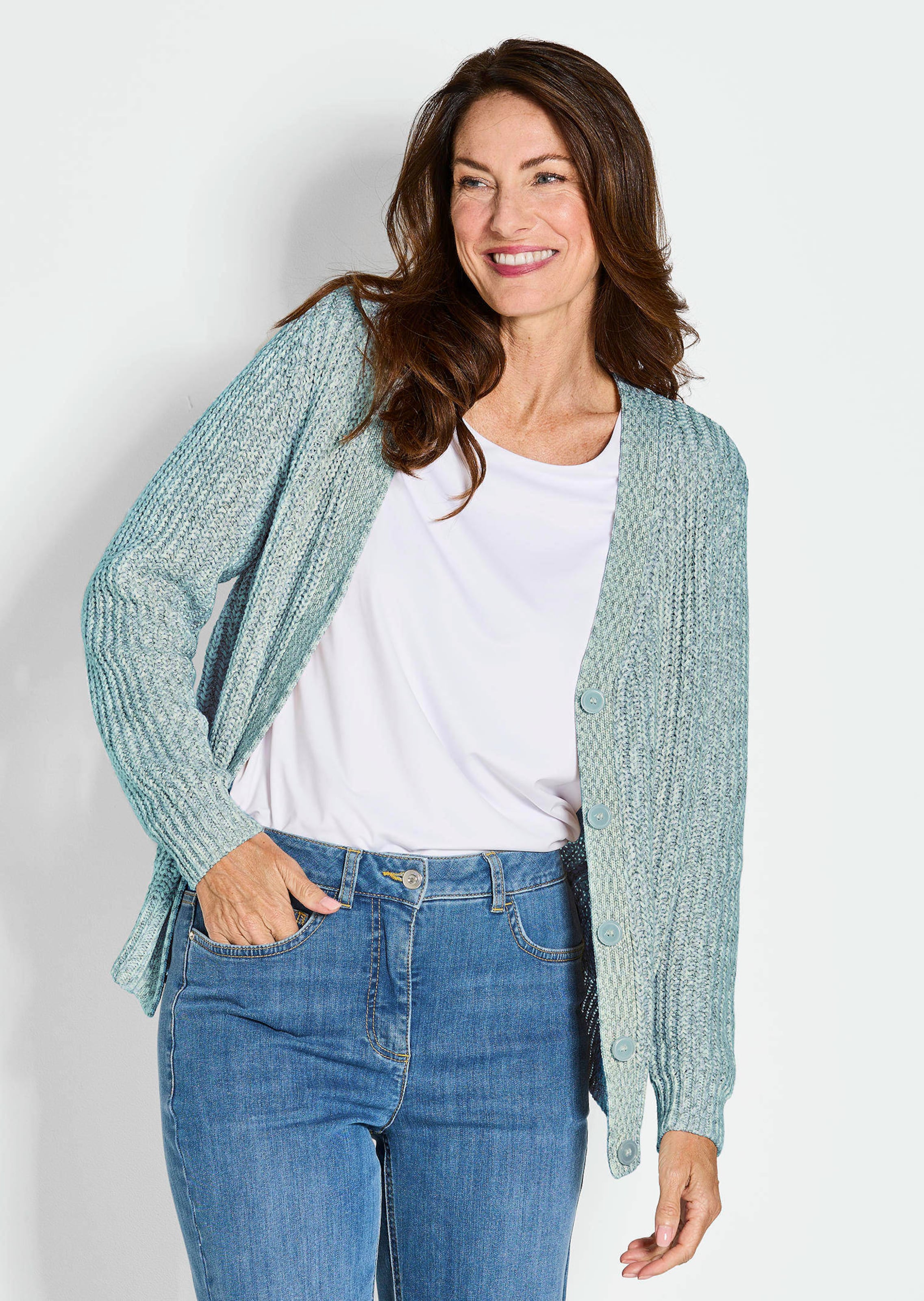 Tricot jasje van meerkleurig lintjesgaren