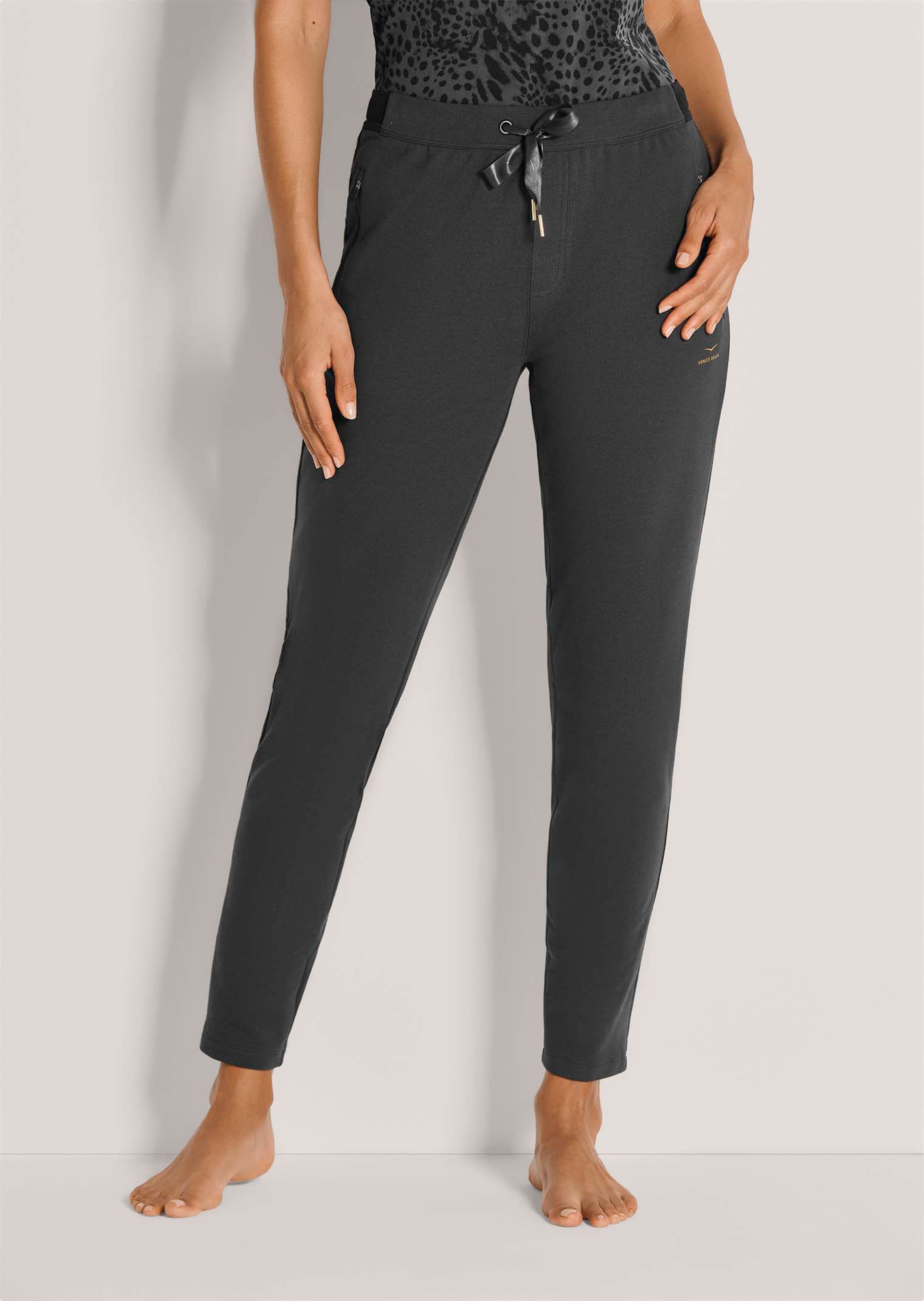 Casual trousers with a satin drawstring
