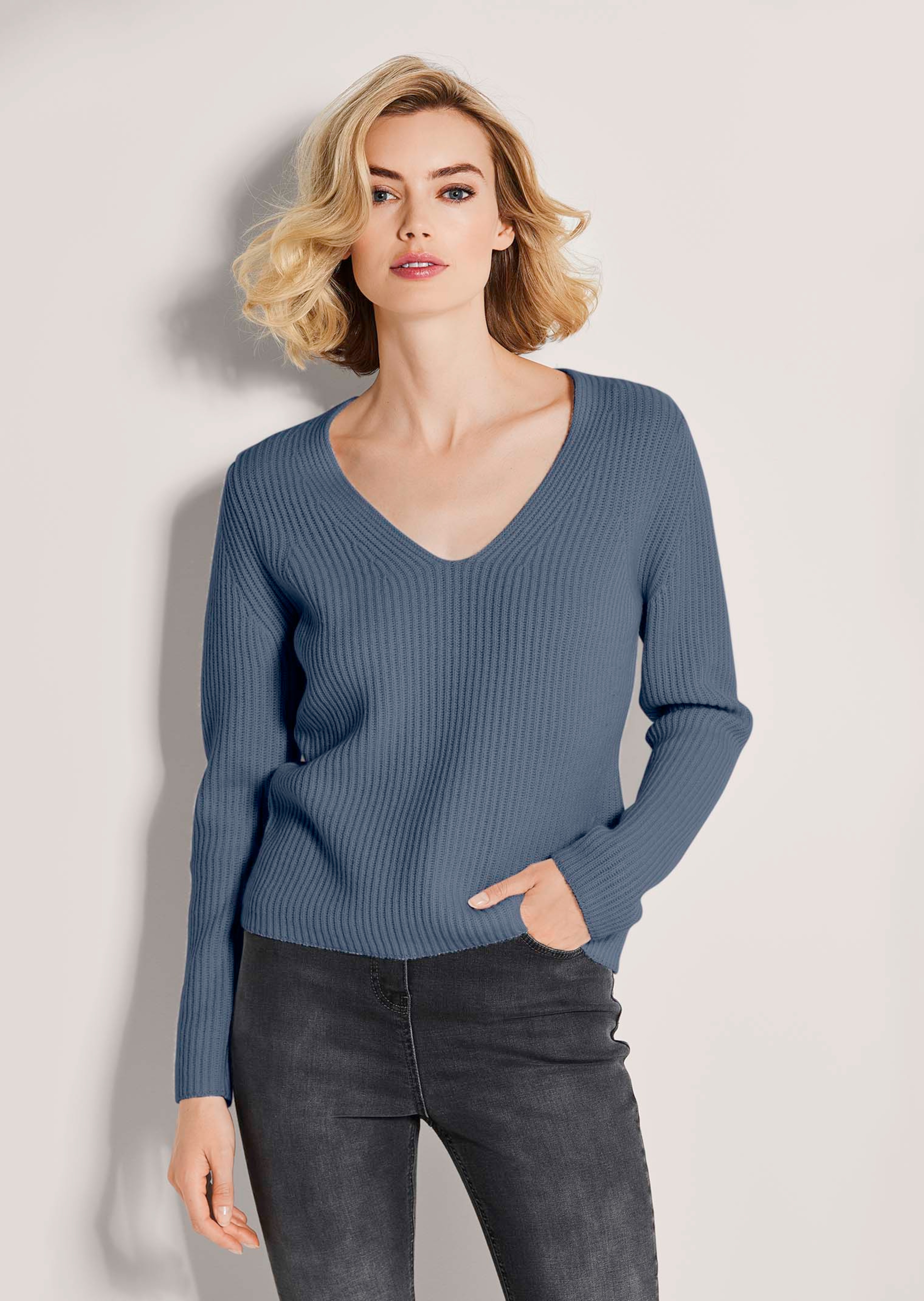 Pull en cachemire à col en V