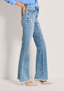 Jean bootcut à broderie et ourlet à franges thumbnail 5