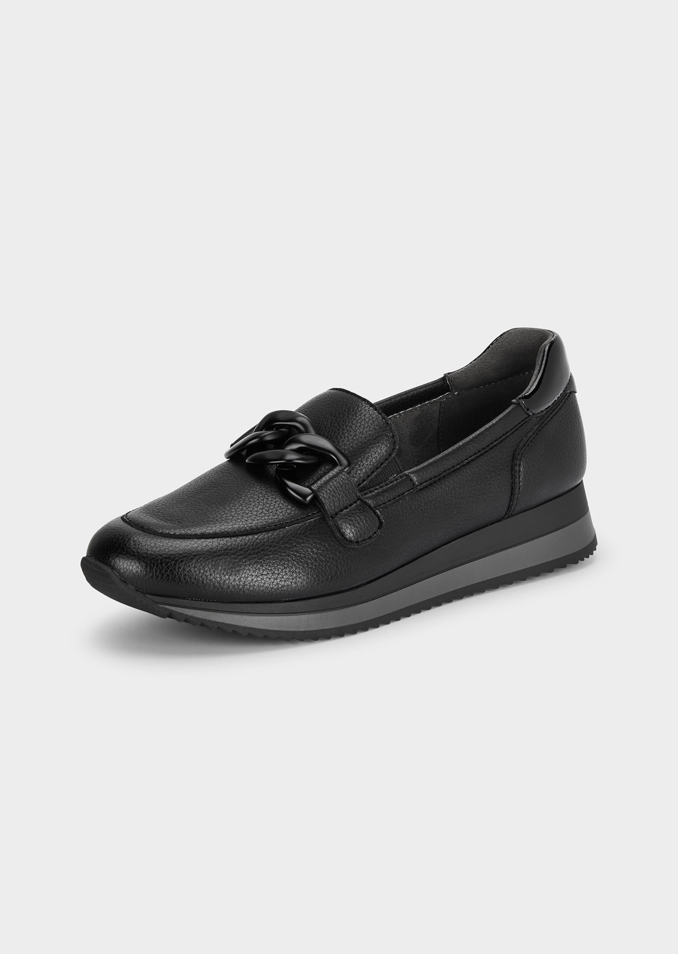 Slipper mit modischer Verzierung