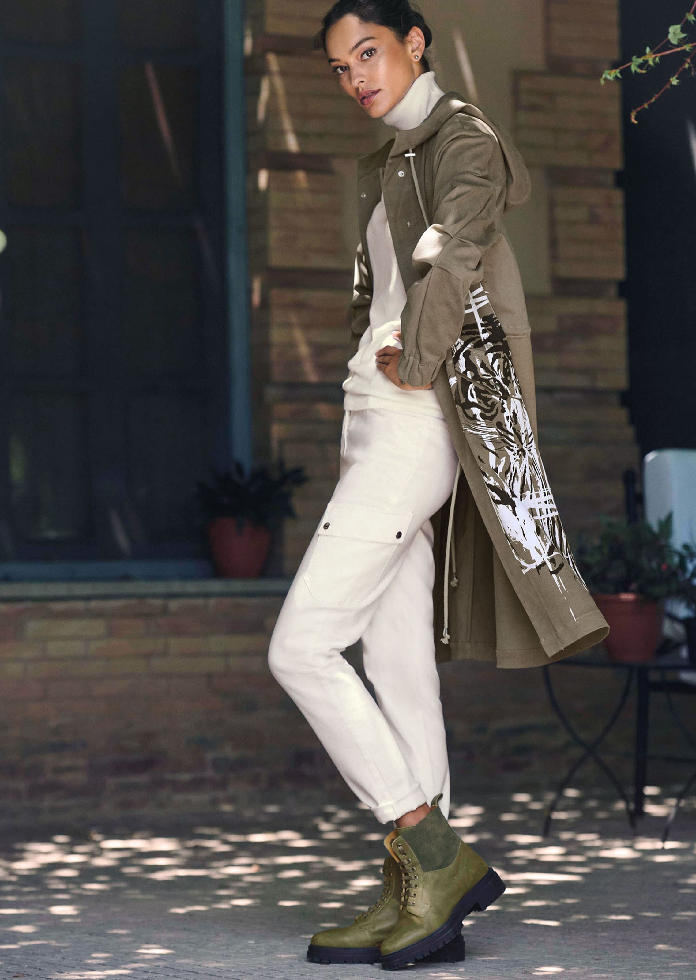 4-Pocket-Jeans im Cargo-Stil