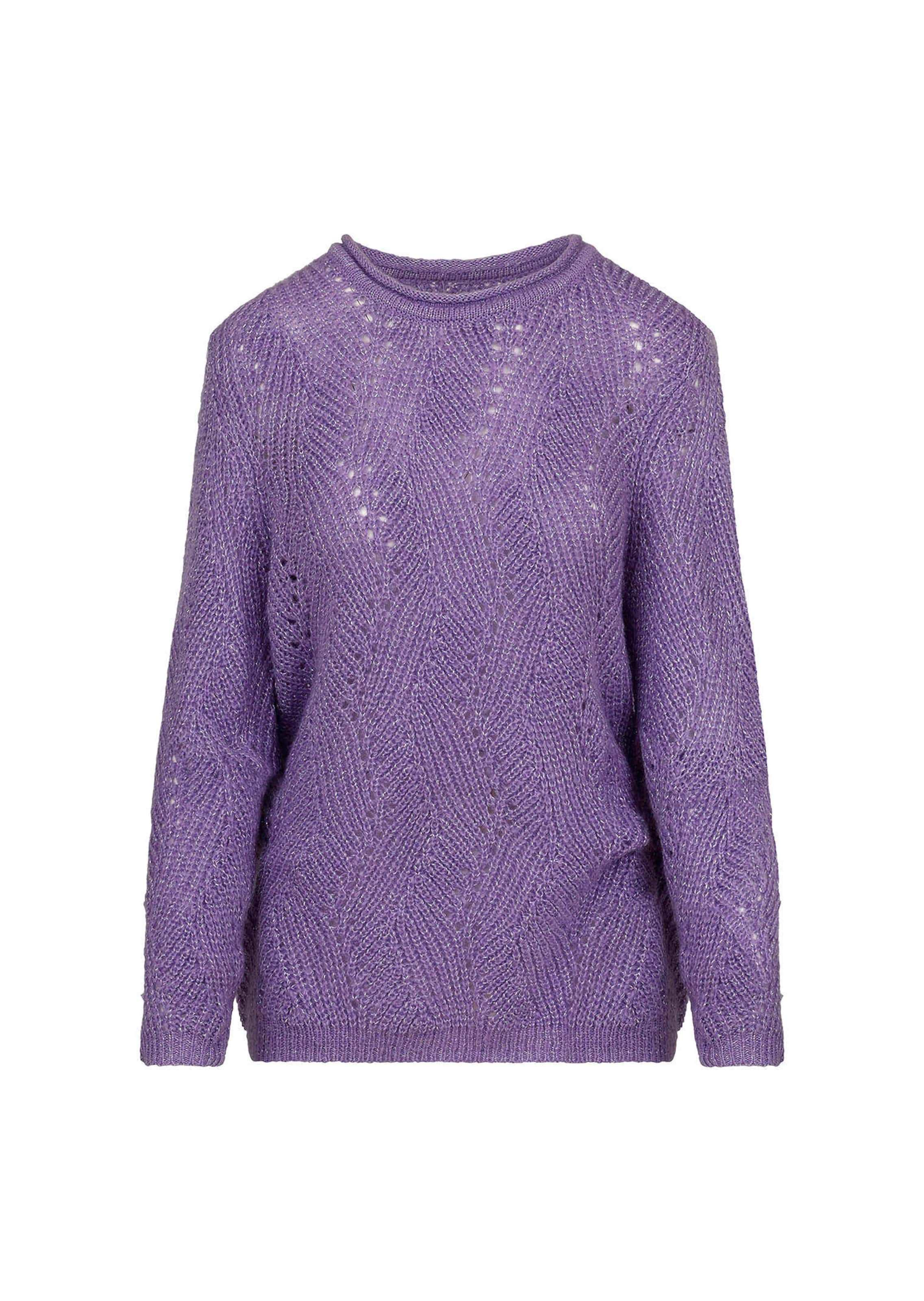 Doux pull ajouré avec fil brillant