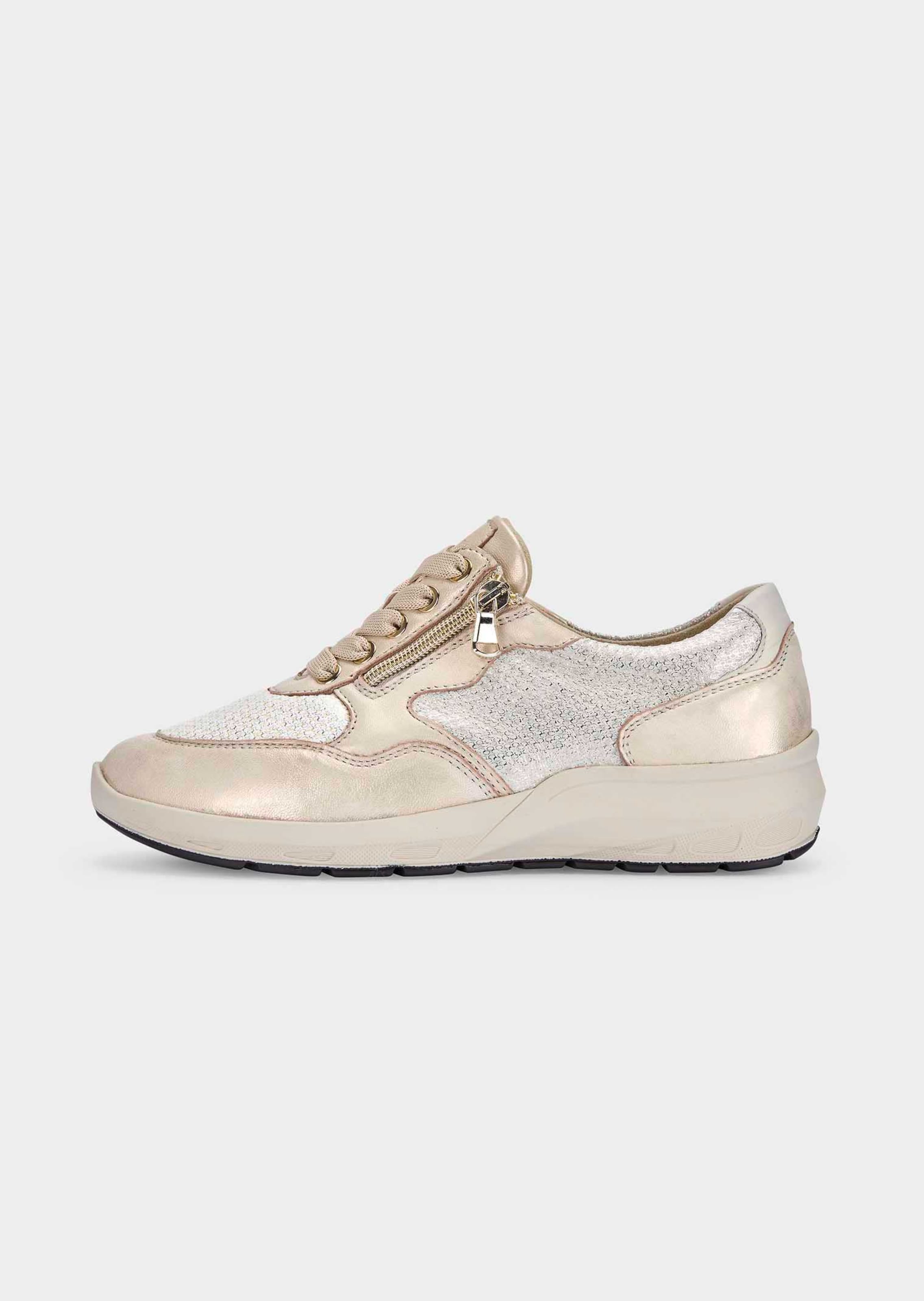 Sneakers adaptés aux pieds sujets à l’hallux valgus, avec semelle extérieure amortissante