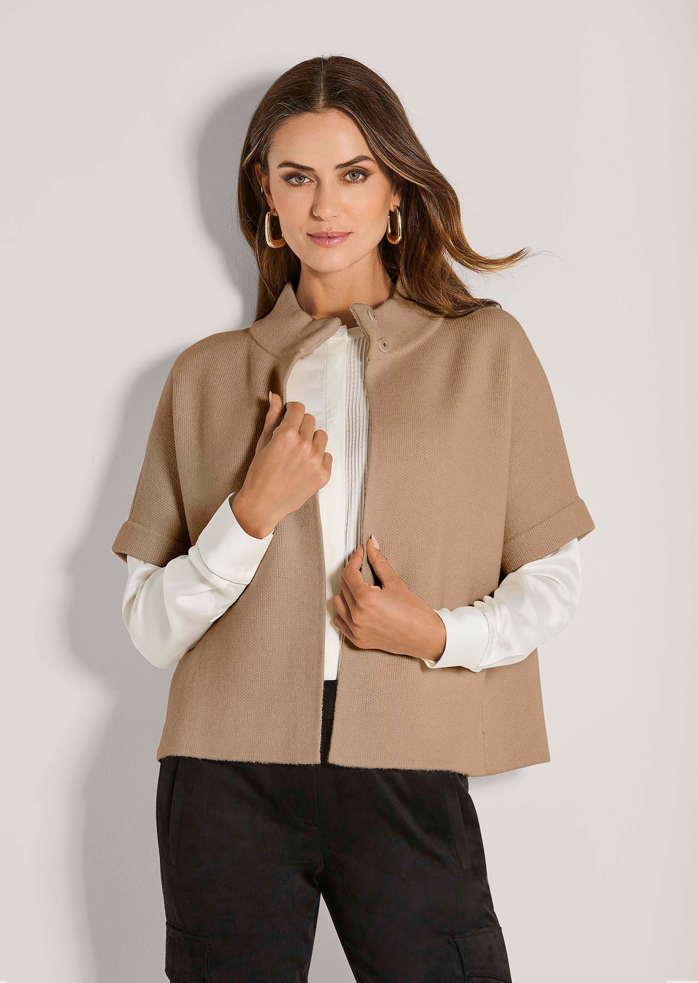 Cardigan court style cape