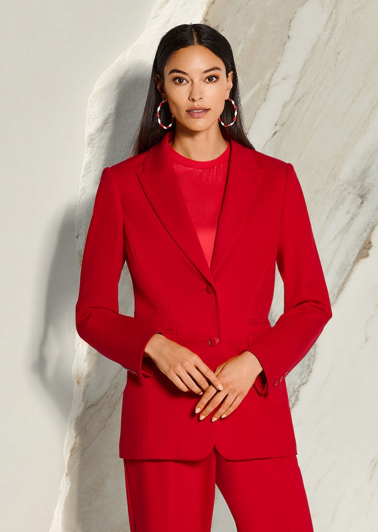 Blazer with lapel collar in a lightweight, elongated shape