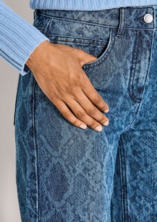Weite Jeans mit Allover-Print thumbnail 6