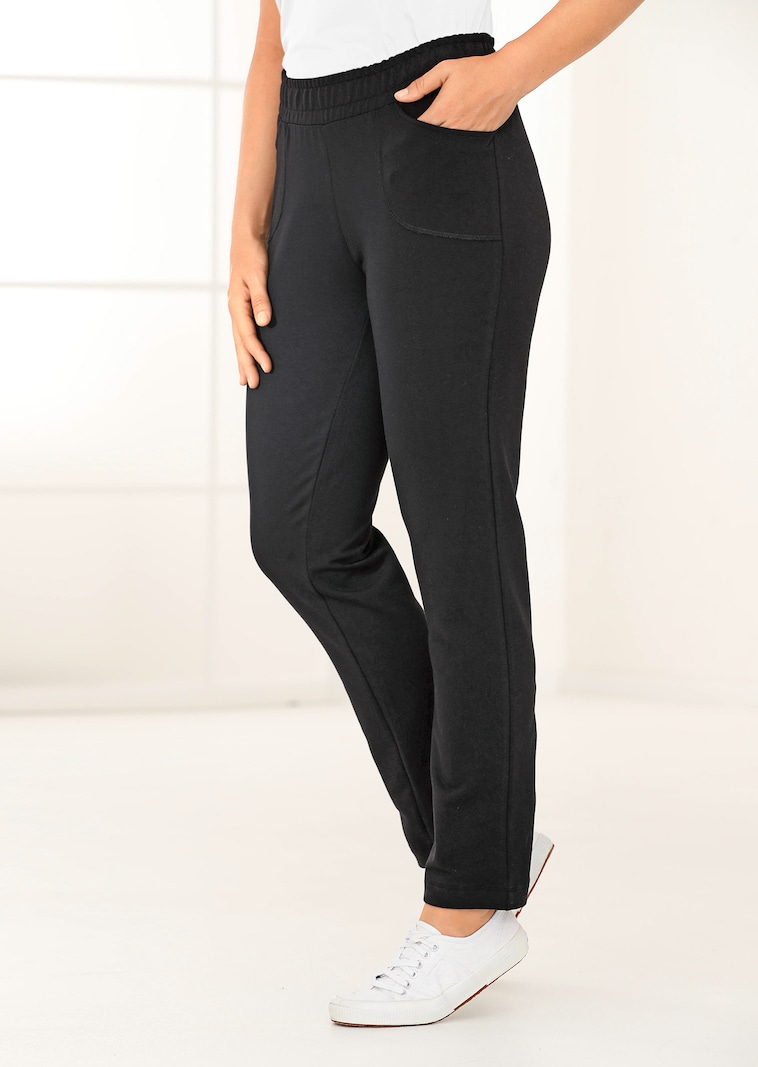 Comfortabele jogpants die u gemakkelijk aan kunt trekken