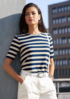 Shiny striped shirt thumbnail 1