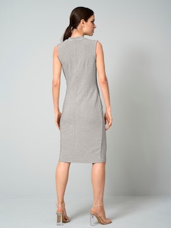 Robe thumbnail 2