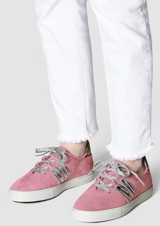 Sneakers thumbnail 2