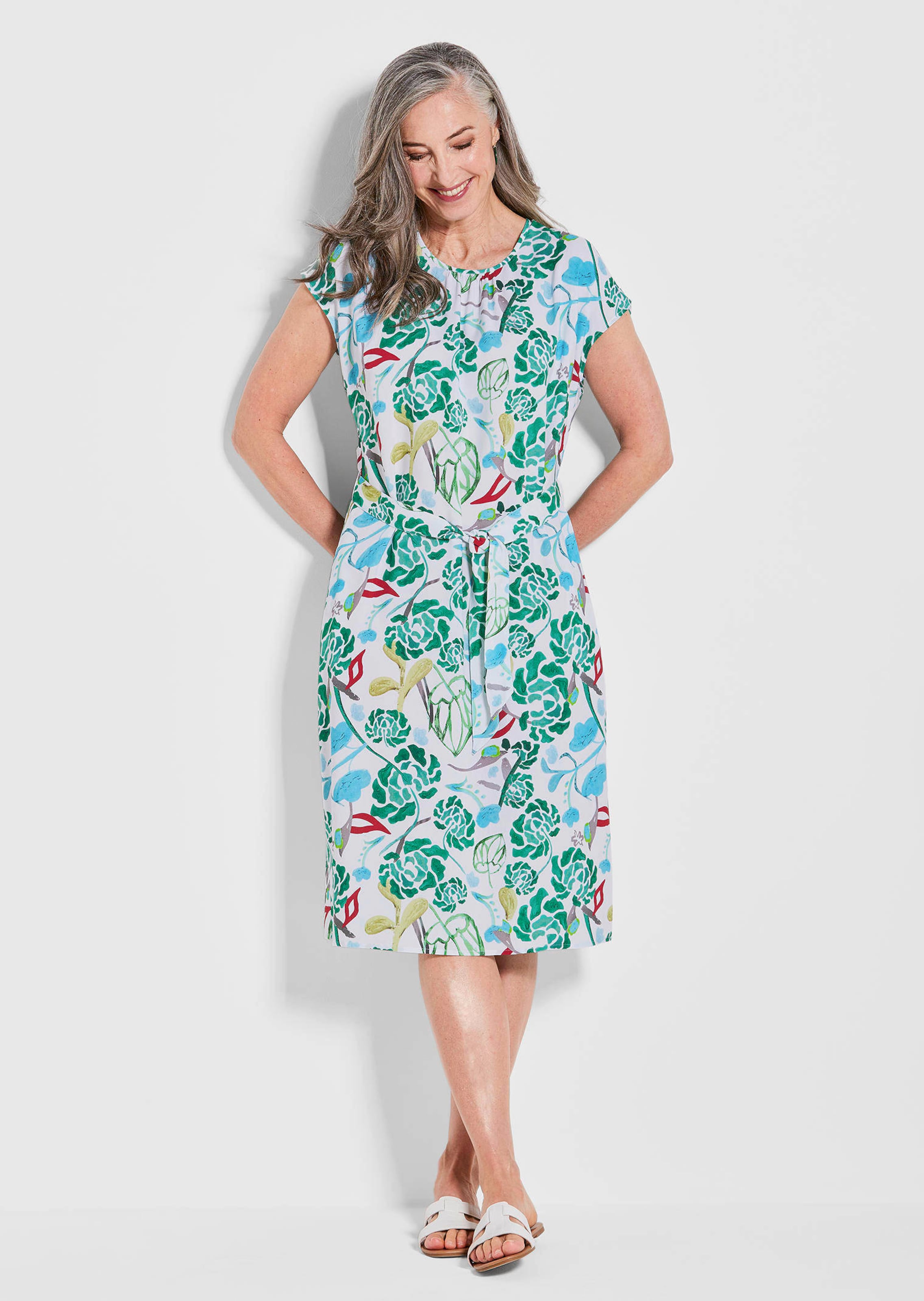 Druckkleid mit Alloverprint & Bindegürtel
