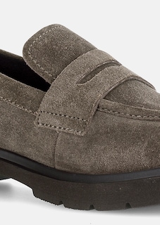 Mocassins met een lichtgewicht zool thumbnail 2