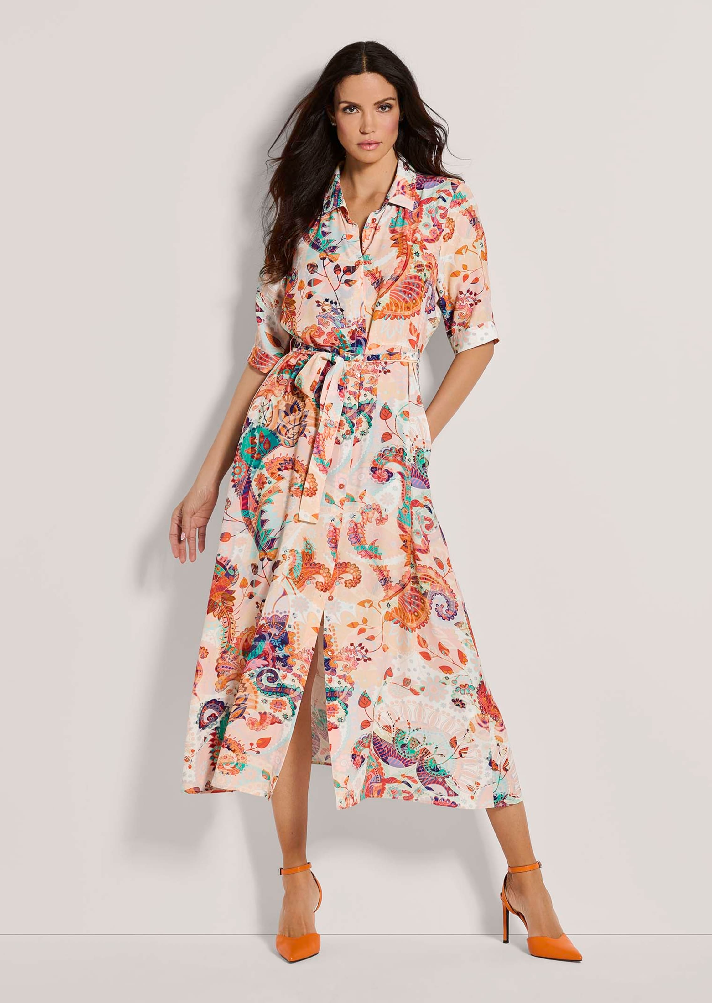 Langes Hemdblusenkleid