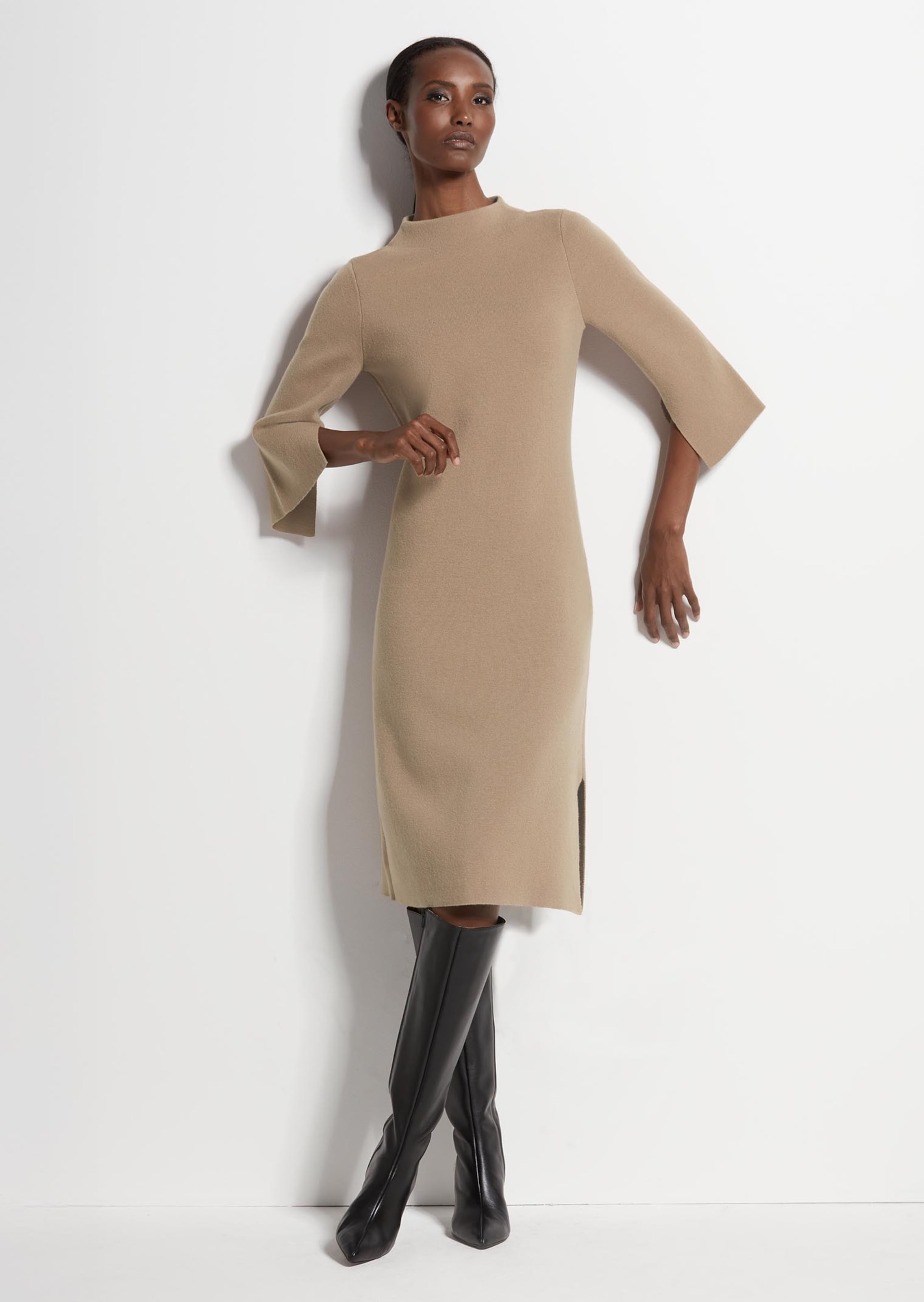 Knitted dress